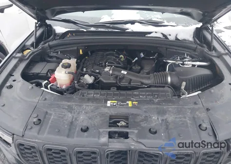 2024 Jeep Grand Cherokee L Altitude X 4X4 z USA, uszkodzony, nr VIN 1C4RJKAG8R8614935